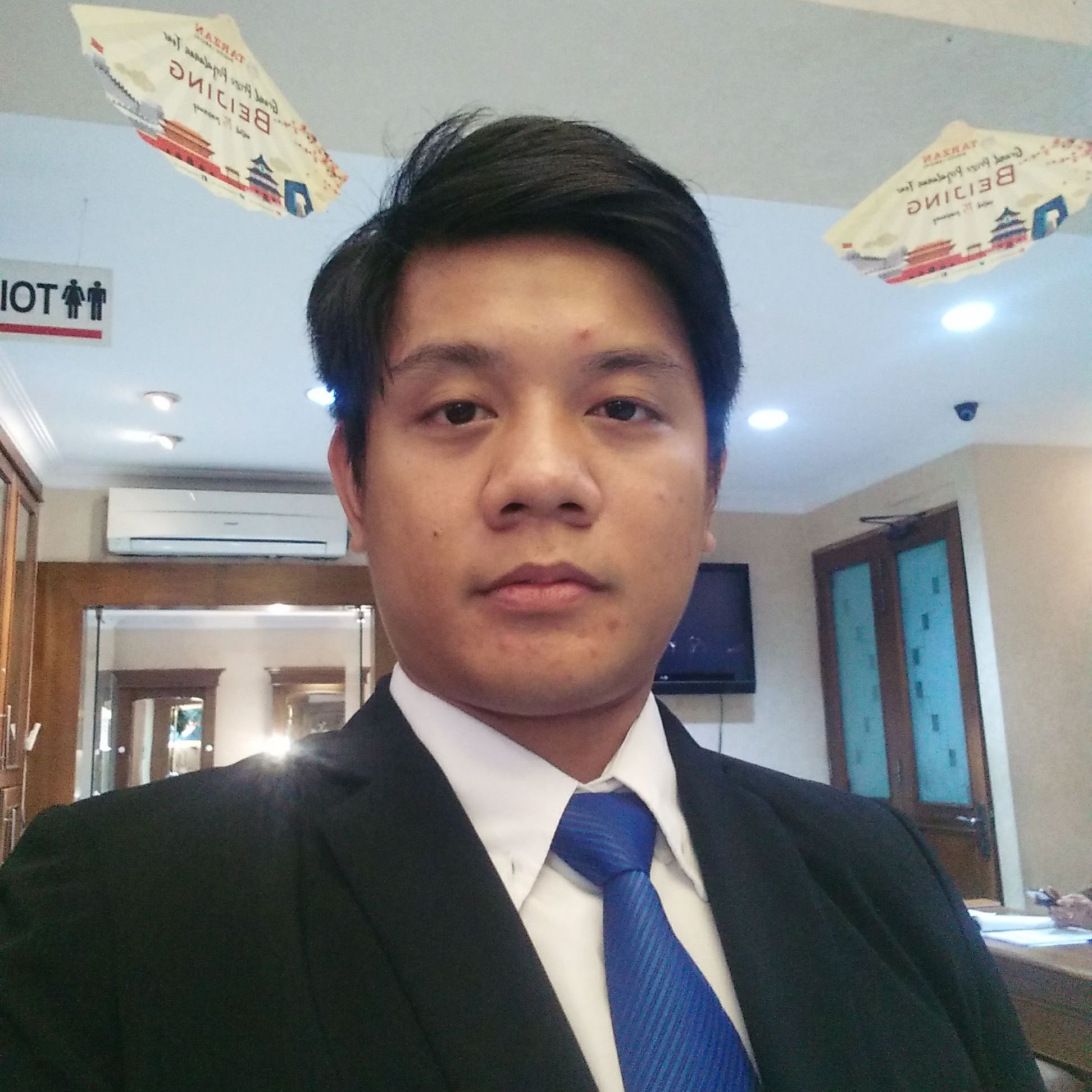 Foto agen properti William